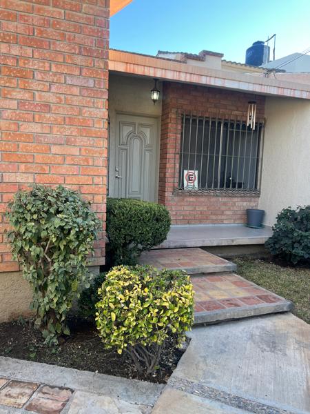 Casa amueblada en renta de un piso Casa amueblada en renta de un piso