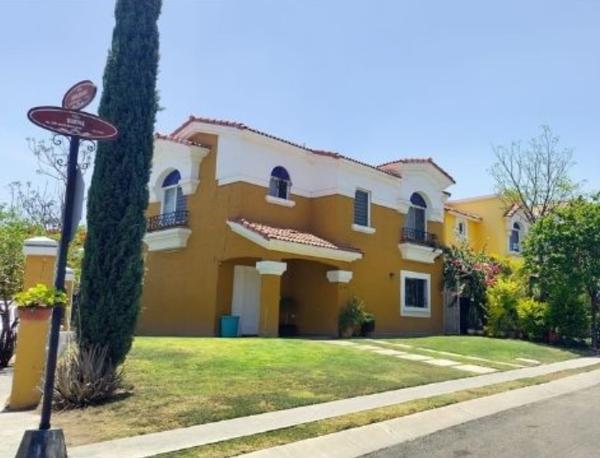 VENTA DE CASA EN URBI QUINTA MONTECARLO TONALA JALISCO AD15