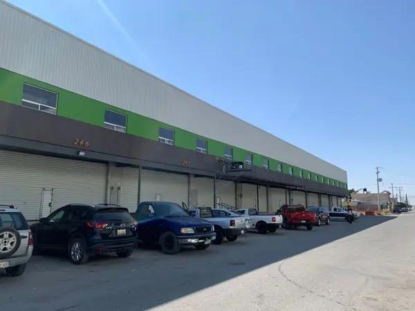 Bodega comercial  nueva  en Torreón,  plaza comercial mercahorro abastos