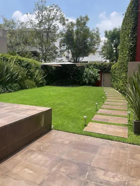 Casa en renta en Bosques de las Lomas, Cd. de México