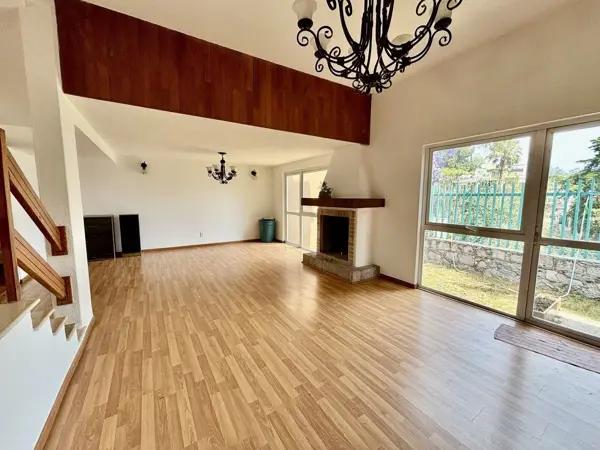 Casa en Venta en Paseo Lomas Verdes, Naucalpan Estado de México Casa en Venta en Paseo Lomas Verdes, Naucalpan Estado de México