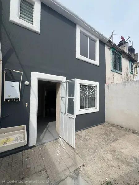 Casa en Venta en Misión del Bosque, Zapopan: Excelente Ubicación y Comodidades
