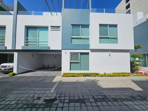 Foreclosure: Casa en Ciudad Granja, Zapopan con Piscina y Seguridad MM8011