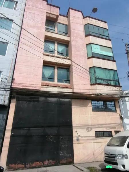 Bodega Comercial de 784m² con Elevador en Iztapalapa, Leyes de Reforma
