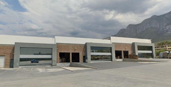 Bodega Industrial en renta en La Puerta en Santa Catarina Bodega Industrial en renta en La Puerta en Santa Catarina