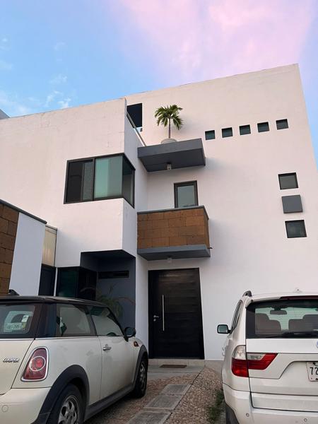 Linda casa con vista panorámica