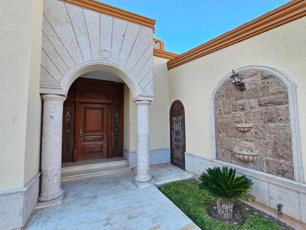 SE VENDE CASA EN HACIENDA EL ROSARIO TORREON