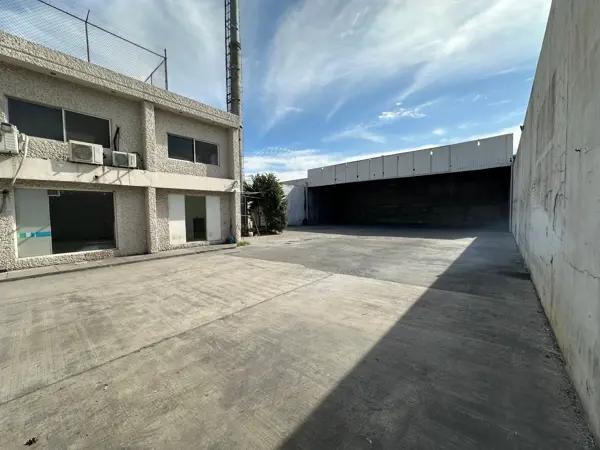 Terreno con local comercial en Renta en Avenida Almazan, San Nicolas de los Garza Terreno con local comercial en Renta en Avenida Almazan, San Nicolas de los Garza