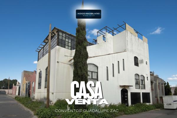Casa de 4 Niveles con Terraza en Venta en Los Conventos, Guadalupe