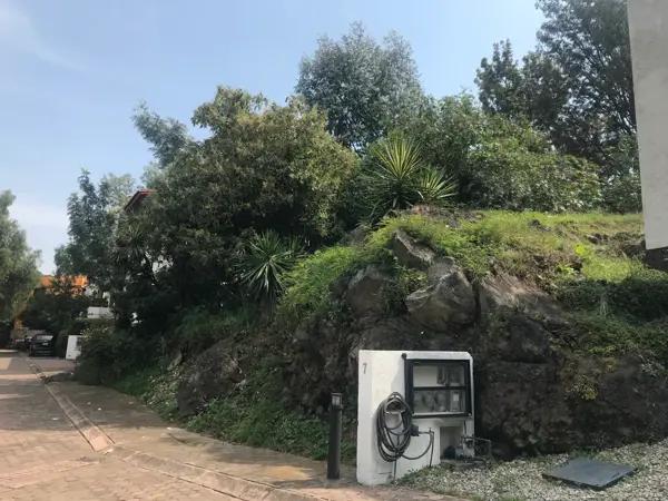 Terreno en privada Club Alemán en Tepepan – 438 m² con seguridad 24/7