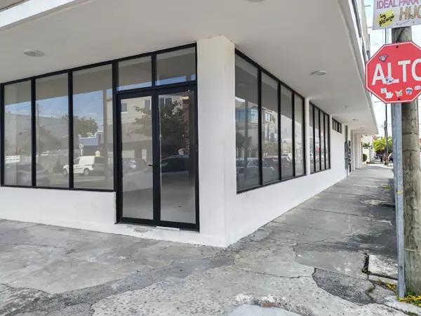 Local venta o renta en esquina y sobre av. Principal en el centro de Veracruz 334m2 Local venta o renta en esquina y sobre av. Principal en el centro de Veracruz 334m2