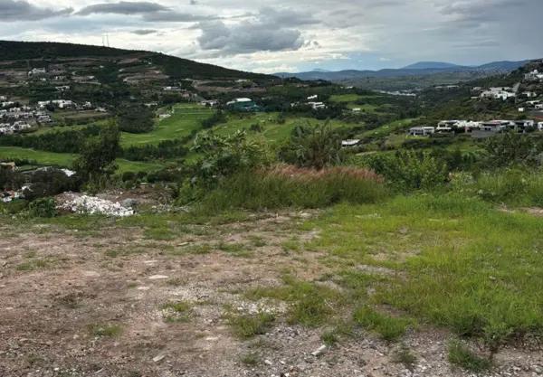 TERRENO EN VENTA EN EL CLUB Y DENTRO DEL CAMPO DE GOLF TRES MARIAS, MORELIA