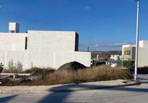 TERRENO EN VENTA EN LOMALTA TRES MARIAS, MORELIA TERRENO EN VENTA EN LOMALTA TRES MARIAS, MORELIA