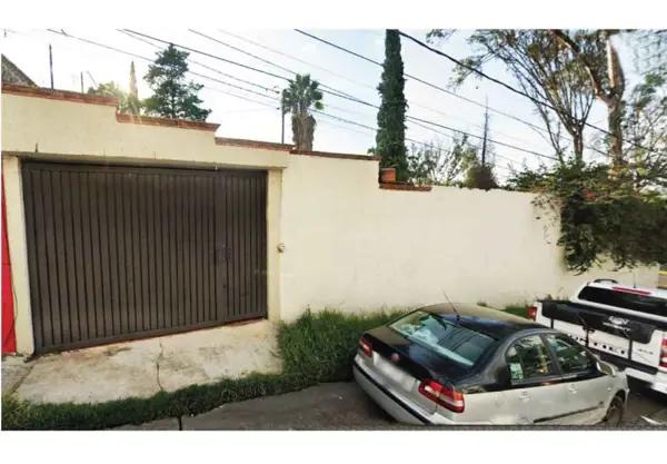 TERRENO COMERCIAL CON CASA PARA USO DE OFICINAS EN RENTA EN CAMELINAS, MORELIA