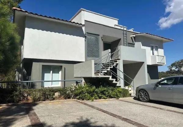 DEPARTAMENTO EN VENTA EN CONDOMINIO VERTICAL ARBOREA ALTOZANO, MORELIA