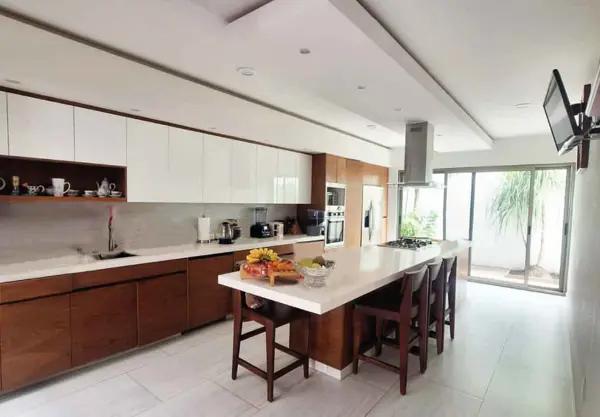 CASA EN VENTA EN FRACCIONAMIENTO BRISEÑAS, MICH CASA EN VENTA EN FRACCIONAMIENTO BRISEÑAS, MICH