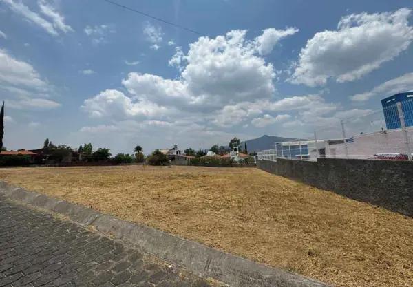 TERRENO EN VENTA EN CLUB CAMPESTRE ERANDENI, MORELIA
