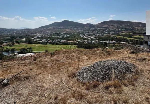 TERRENO EN VENTA EN CLUB Y DENTRO DEL CAMPO DE GOLF TRES MARIAS, MORELIA TERRENO EN VENTA EN CLUB Y DENTRO DEL CAMPO DE GOLF TRES MARIAS, MORELIA
