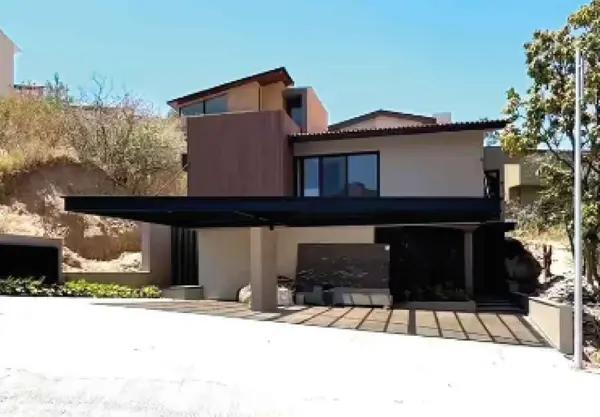 CASA EN VENTA EN CLUB Y DENTRO DEL CAMPO DE GOLF ALTOZANO, MORELIA CASA EN VENTA EN CLUB Y DENTRO DEL CAMPO DE GOLF ALTOZANO, MORELIA