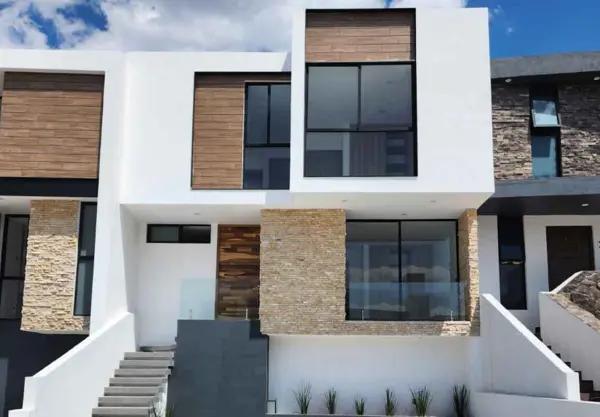 CASA EN VENTA EN LOMALTA TRES MARIAS, MORELIA