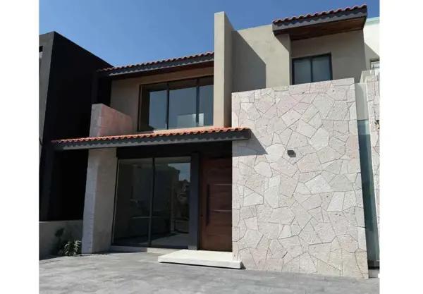 CASA EN VENTA EN RIO ALTOZANO, MORELIA CASA EN VENTA EN RIO ALTOZANO, MORELIA