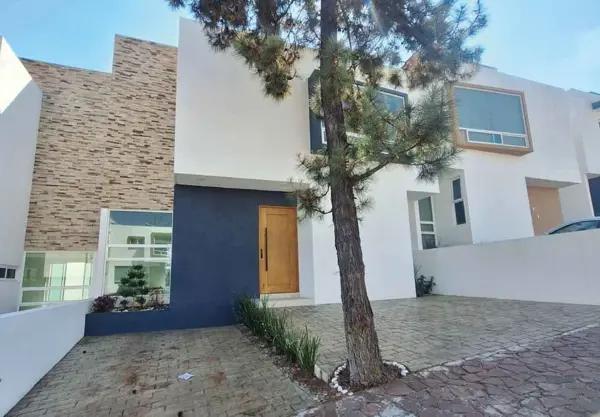 CASA INTELIGENTE EN VENTA EN EL PINAR ALTOZANO, MORELIA