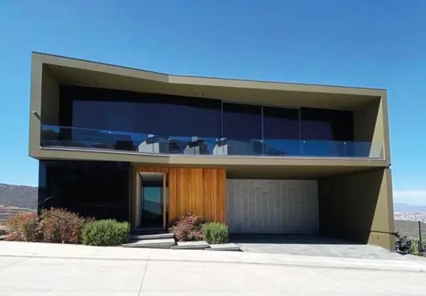CASA SEMIAMUEBLADA EN VENTA EN LOS ENCINOS TRES MARIAS, MORELIA