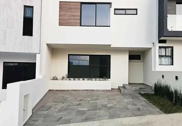 CASA EN VENTA EN CAÑADAS DEL BOSQUE TRES MARIAS, MORELIA CASA EN VENTA EN CAÑADAS DEL BOSQUE TRES MARIAS, MORELIA