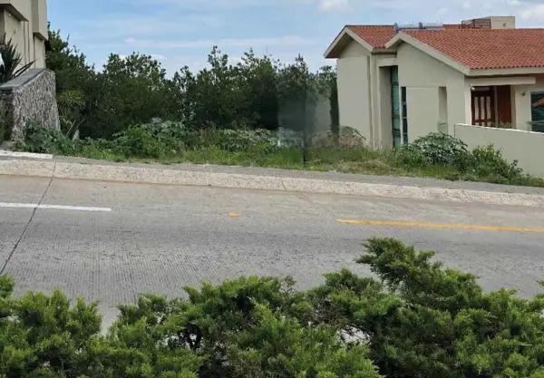 TERRENO EN VENTA EN EL CLUB Y DENTRO DEL CAMPO DE GOLF ALTOZANO, MORELIA TERRENO EN VENTA EN EL CLUB Y DENTRO DEL CAMPO DE GOLF ALTOZANO, MORELIA