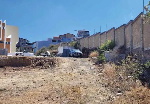 TERRENO EN VENTA EN FRACCIONAMIENTO RIO ALTOZANO, MORELIA TERRENO EN VENTA EN FRACCIONAMIENTO RIO ALTOZANO, MORELIA