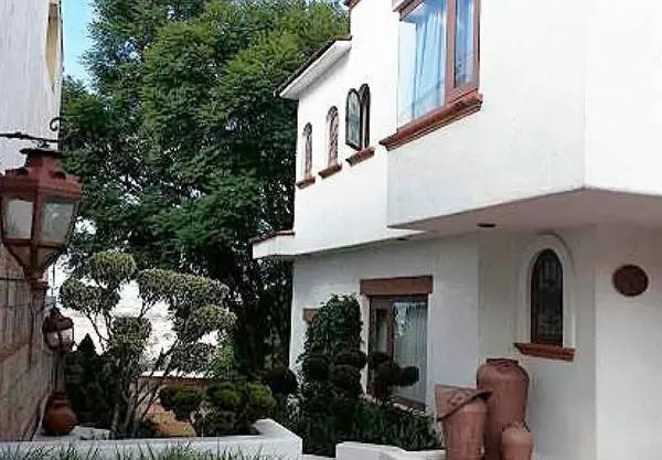 RESIDENCIA EN VENTA EN SANTA MARIA DE GUIDO, MORELIA