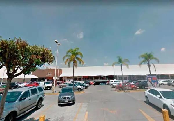 LOCAL COMERCIAL EN VENTA EN PLAZA CAMELINAS, MORELIA