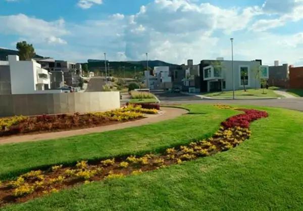 TERRENO EN VENTA EN PASEO DEL PARQUE TRES MARIAS, MORELIA TERRENO EN VENTA EN PASEO DEL PARQUE TRES MARIAS, MORELIA