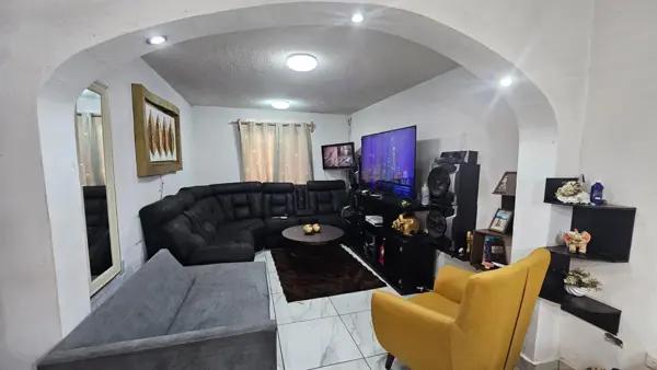 Casa en venta en Col. Misión Cerritos Casa en venta en Col. Misión Cerritos