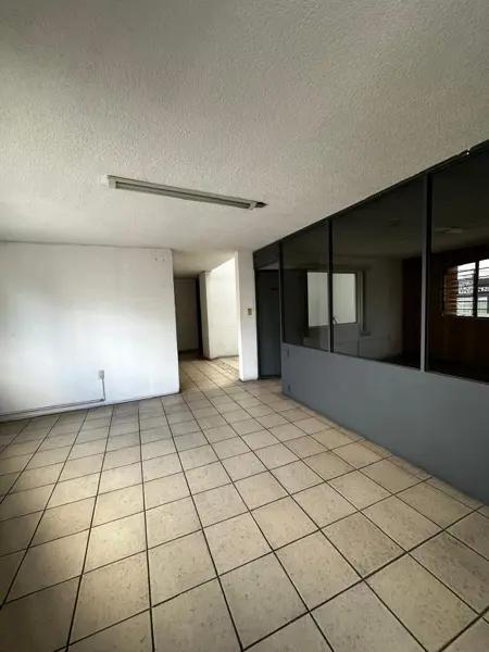 CASA PARA OFICINAS EN RENTA EN CHAPULTEPEC SUR, MORELIA
