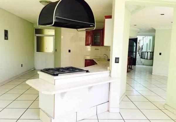 CASA EN VENTA EN COLONOS RINCONADA DEL VALLE, MORELIA CASA EN VENTA EN COLONOS RINCONADA DEL VALLE, MORELIA