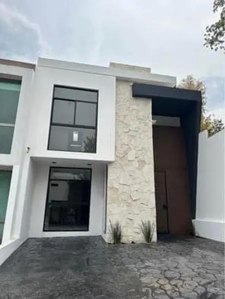 CASA EN VENTA EN VISTAS ALTOZANO, MORELIA