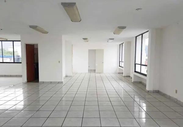 EDIFICIO EN RENTA EN CHAPULTEPEC SUR, MORELIA