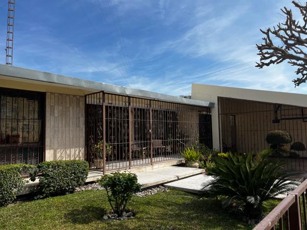 Casa de un solo piso en venta en Ampliación Los Ángeles. Casa de un solo piso en venta en Ampliación Los Ángeles.