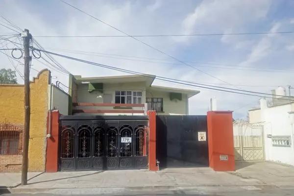 Casa en VENTA en Zona Centro Sur Casa en VENTA en Zona Centro Sur