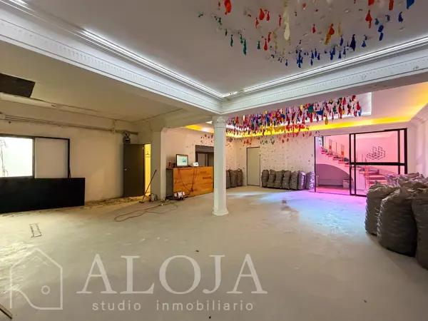 Casa comercial con bodega en Renta - Cuauhtémoc