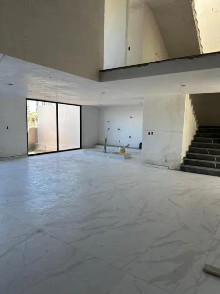 Casa en venta en Puebla en el parque Viena Lomas de Angelipilis II