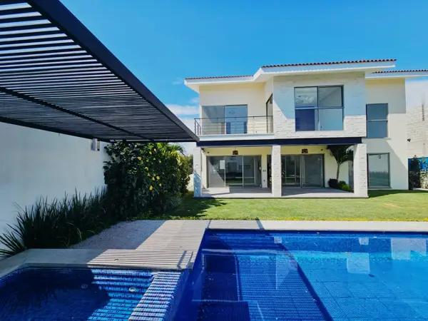 Casa en venta en Paraíso Country Club, Emiliano Zapata, Morelos Casa en venta en Paraíso Country Club, Emiliano Zapata, Morelos