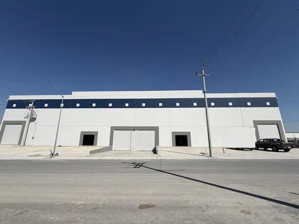 NAVE INDUSTRIAL EN RENTA EN MAGNA PARK SANTA CATARINA