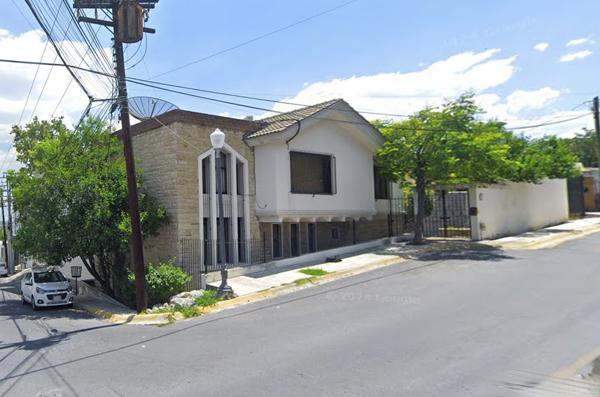 CASA EN VENTA PEDREGAL DEL VALLE
