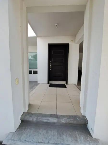 CASA EN VENTA BOSQUES DE LAS CUMBRES