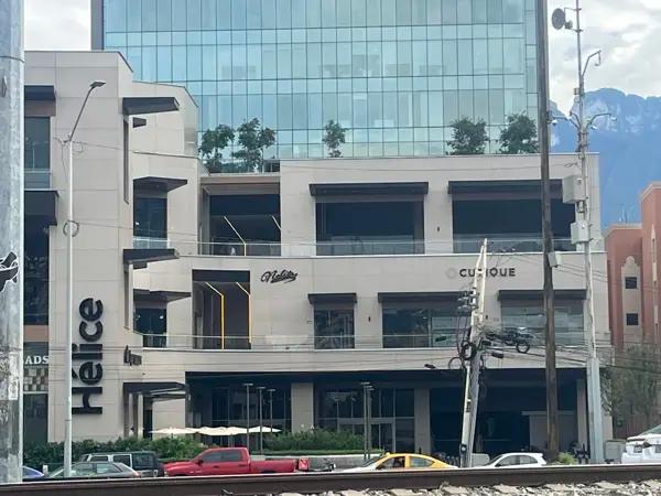LOCALES COMERCIALES EN AV. SAN JERONIMO