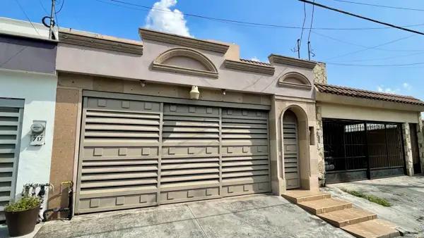 CASA EN VENTA CUMBRES 1ER SECTOR