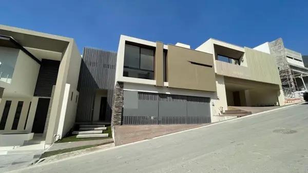 CASA EN VENTA CASTAÑOS DEL VERGEL