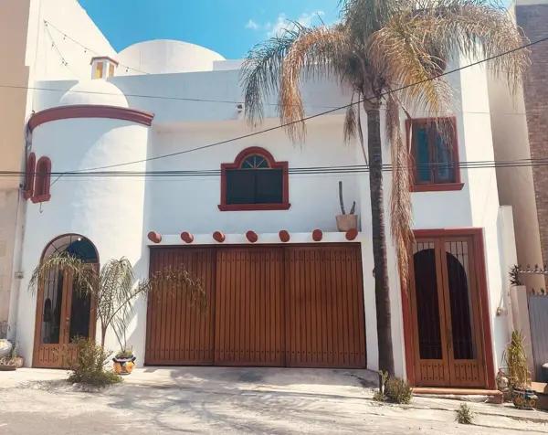 CASA EN VENTA CONTRY